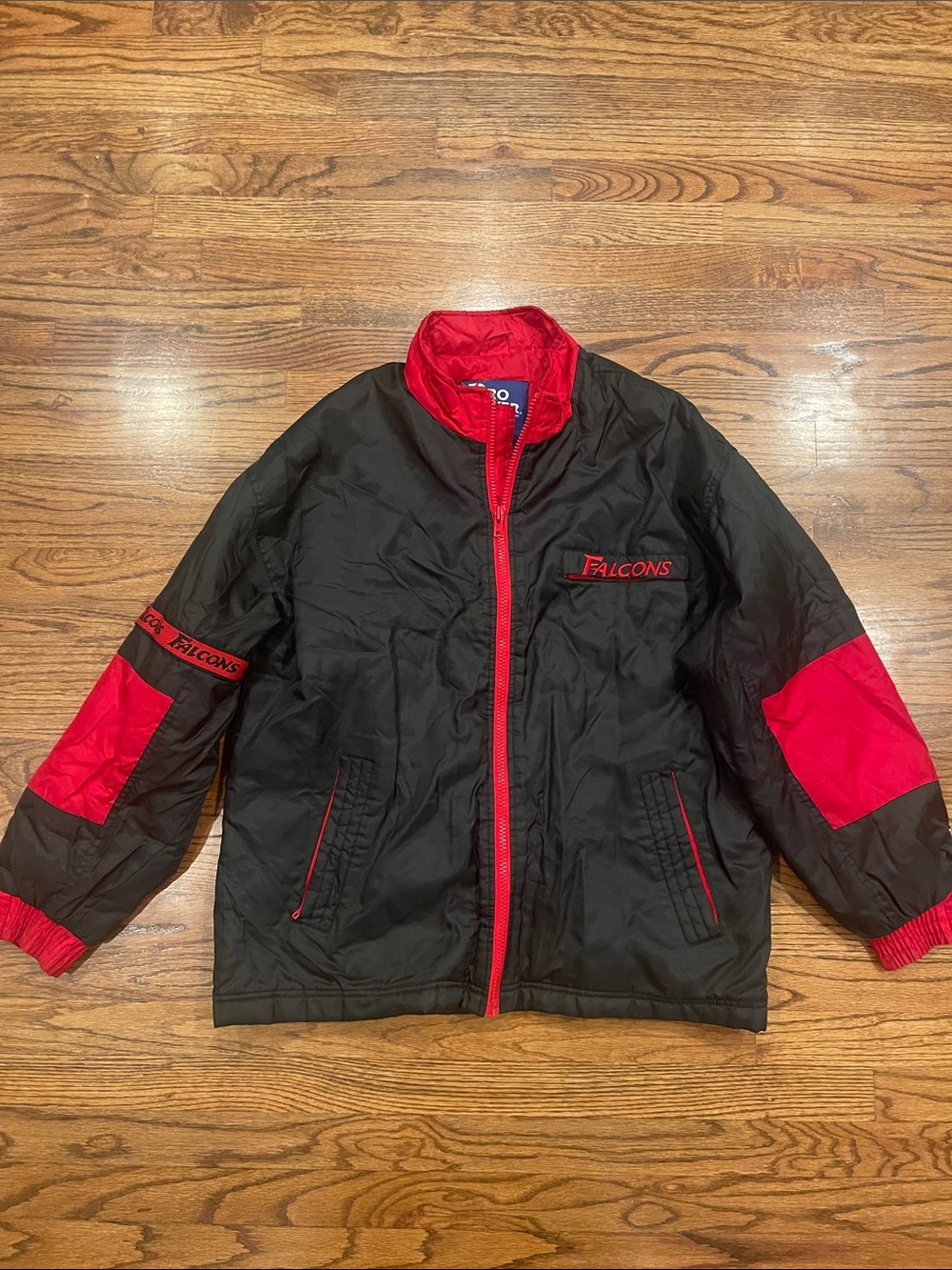 Pro Player Atlanta Falcons, red and black jacket men’s medium